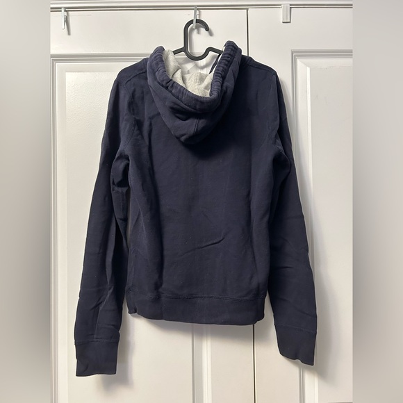 Abercrombie & Fitch sweater - Picture 2 of 3